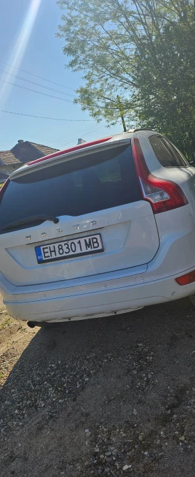 Volvo XC60 D5, снимка 13