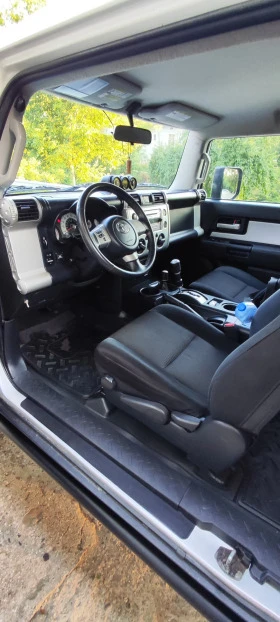 Toyota Fj cruiser 4.0i, снимка 8