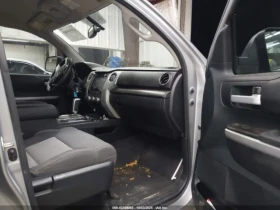 Toyota Tundra SR5 CARFAX    | Mobile.bg    10