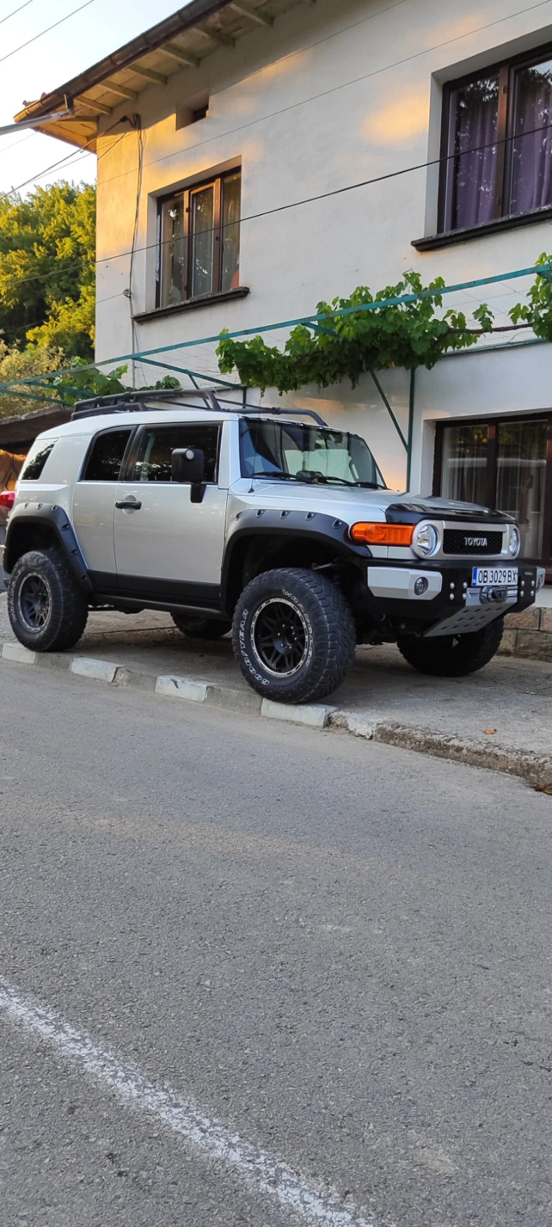 Toyota Fj cruiser 4.0i, снимка 2 - Автомобили и джипове - 46961236