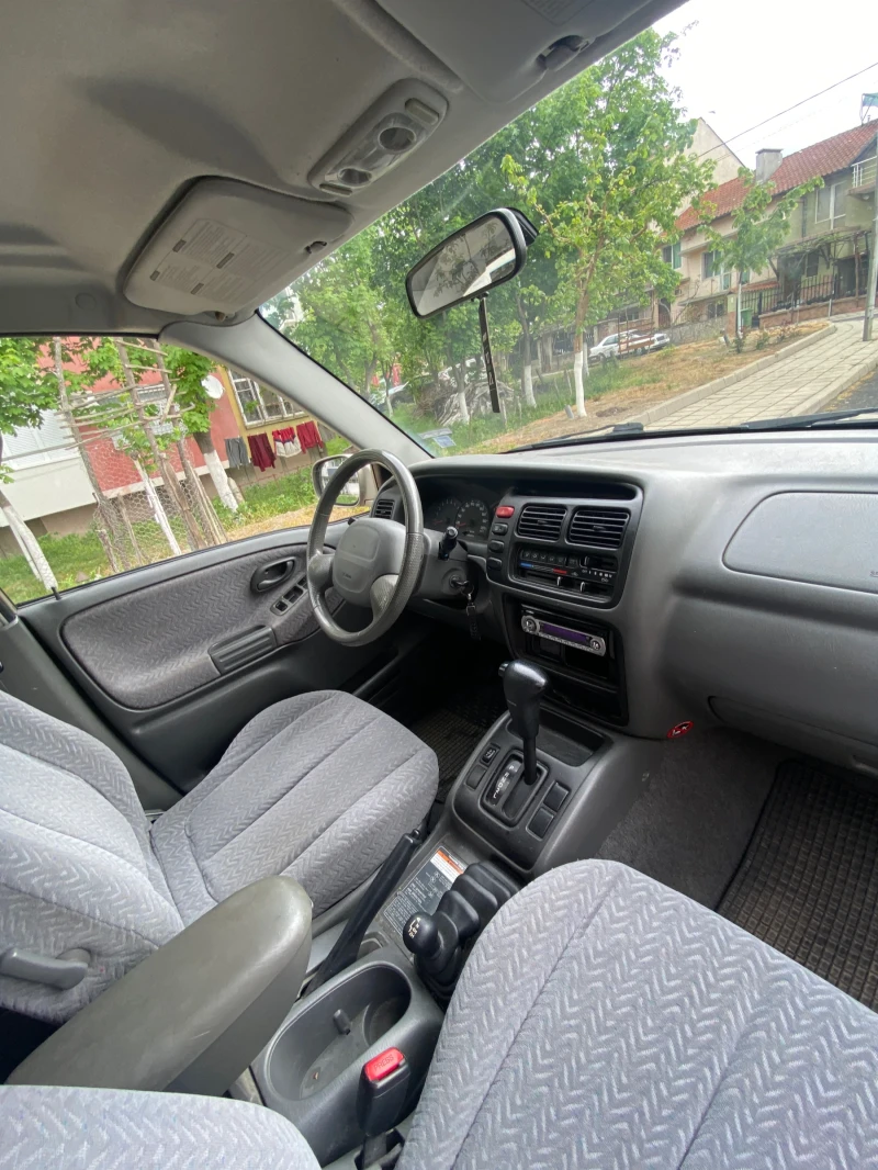 Suzuki Grand vitara, снимка 12 - Автомобили и джипове - 51313478