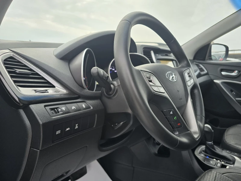 Hyundai Santa fe 2.2CRDI Keyless.Панорама, снимка 10 - Автомобили и джипове - 53436650