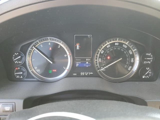 Lexus LX 570  - изображение 10