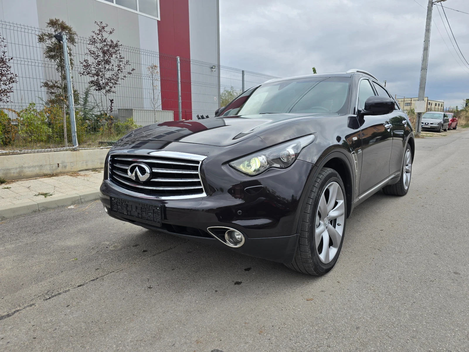 Infiniti QX70 S Premium 5.0, снимка 1