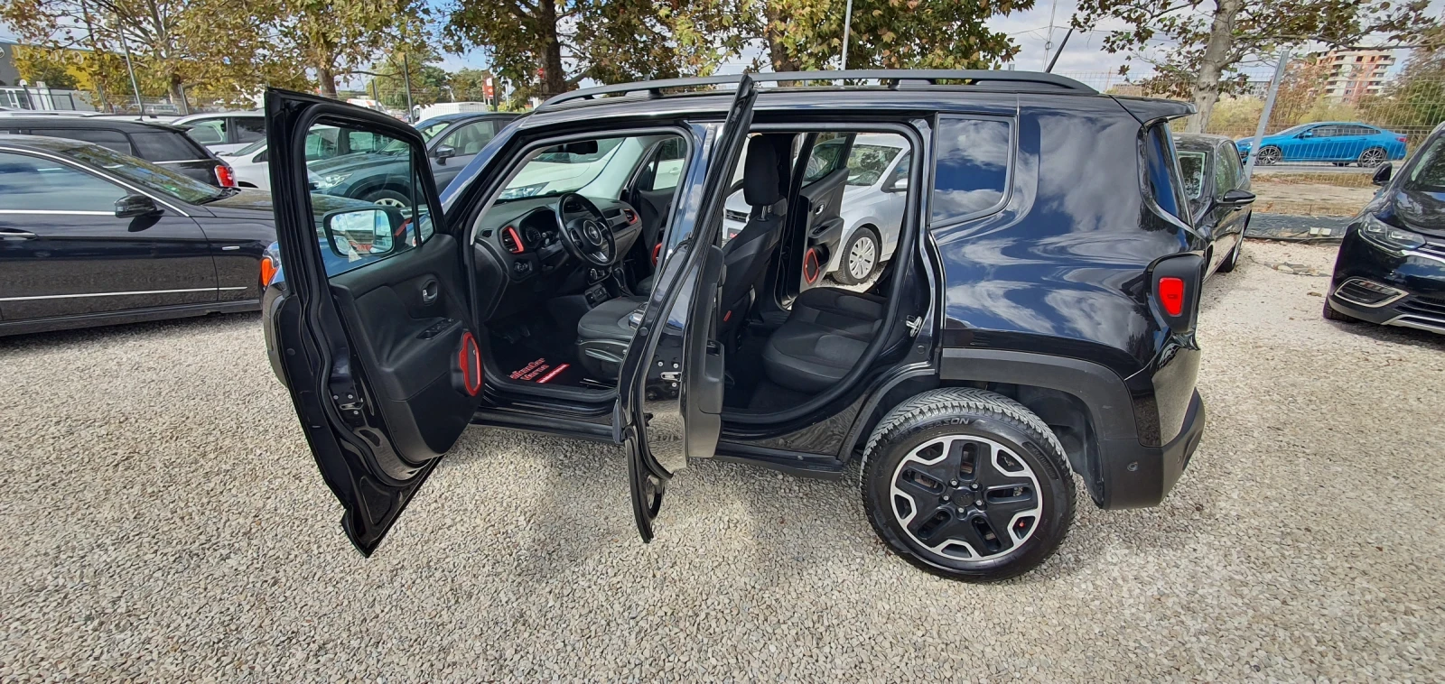 Jeep Renegade 2.0Mjt170 9AT 4WD TRIALHAWK - изображение 10