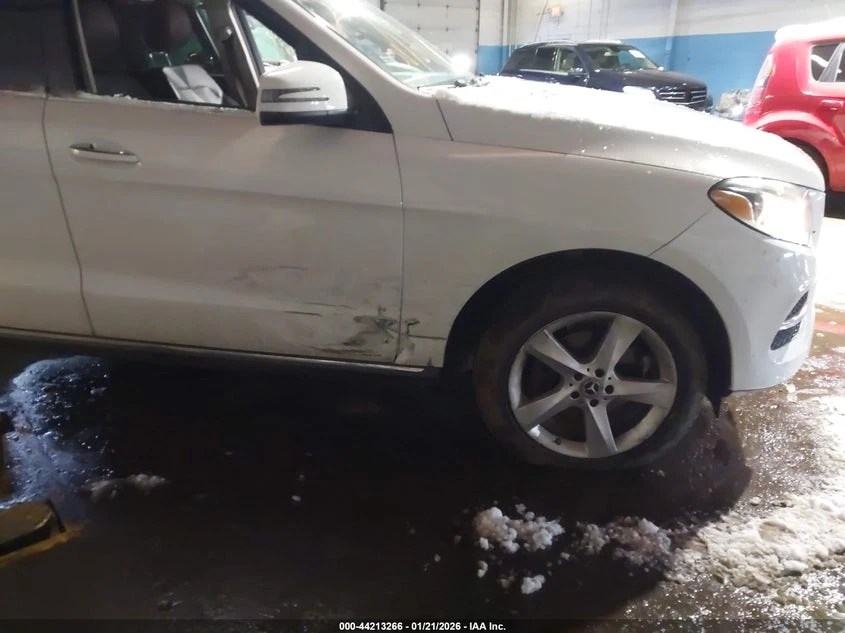 Mercedes-Benz GLE 350 3.5l 4Matic - изображение 6