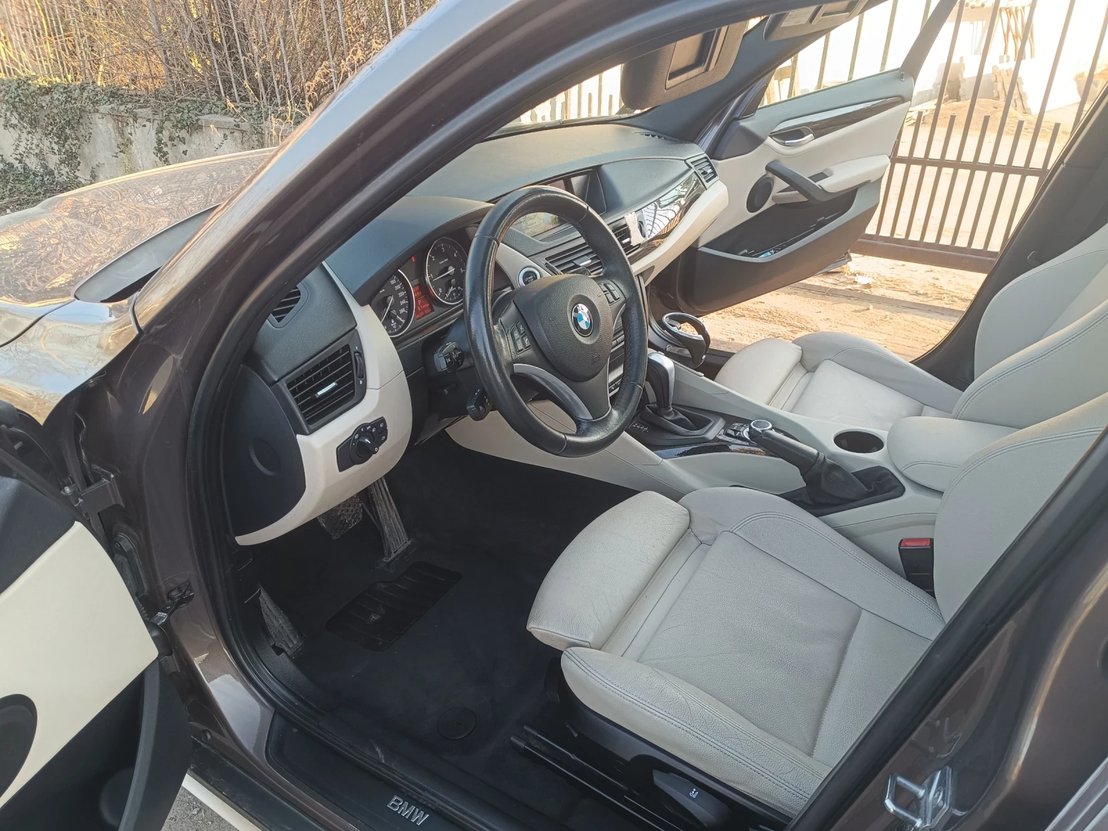 BMW X1 2.0 XD 177 к.с, снимка 14 - Автомобили и джипове - 53768726