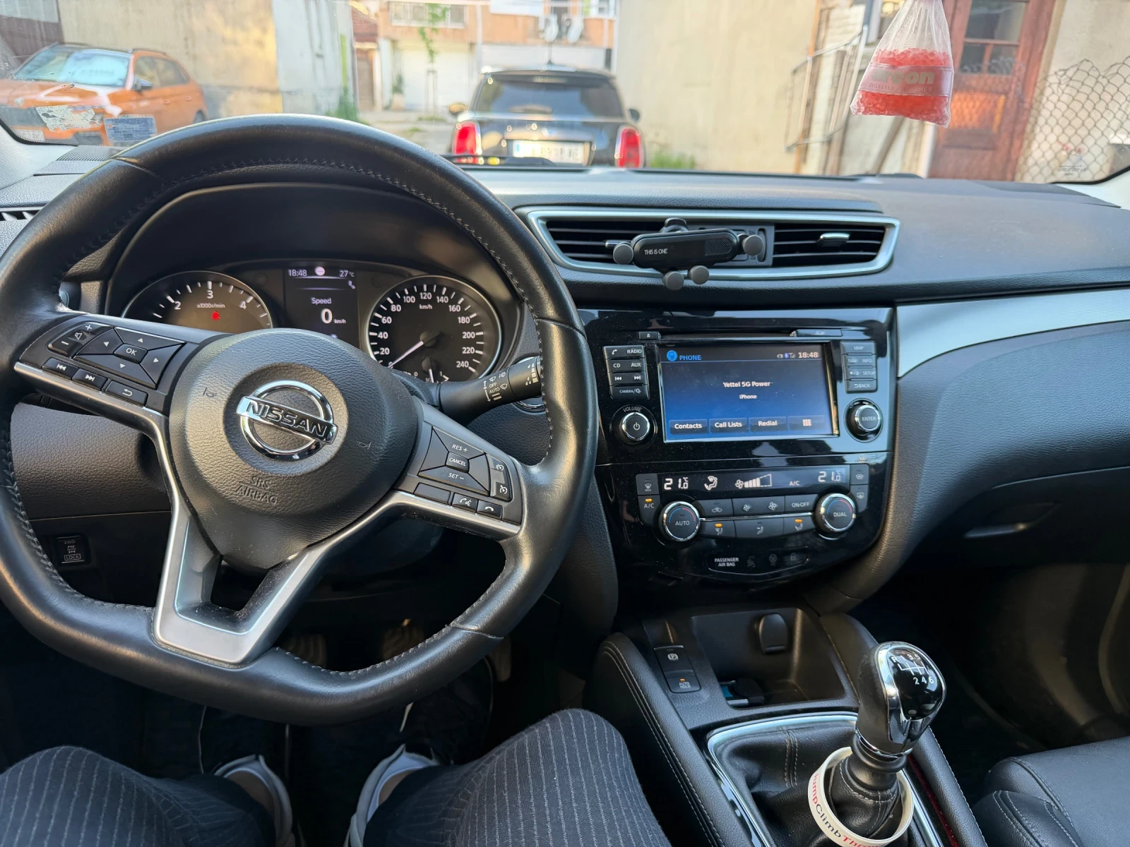 Nissan Qashqai Tekna, снимка 8 - Автомобили и джипове - 54415831