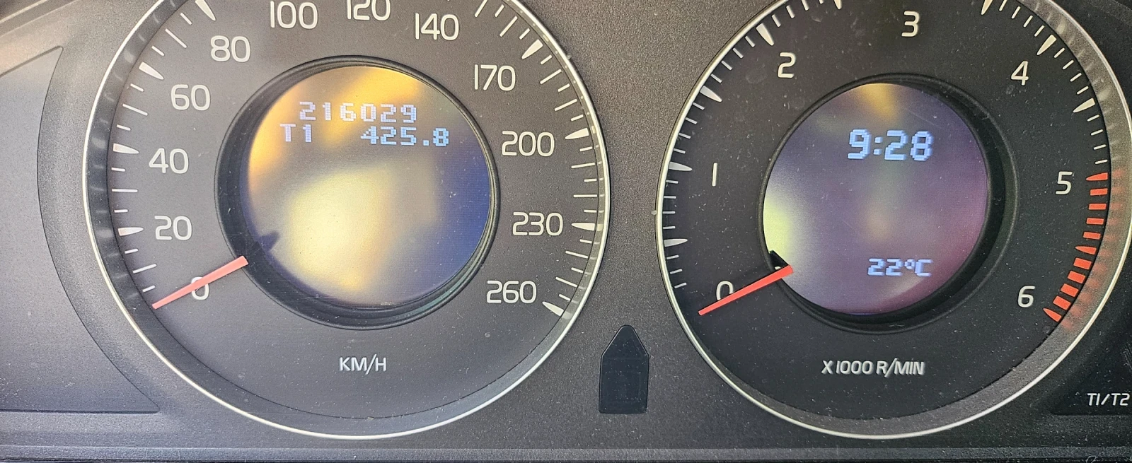 Volvo XC60 D5, снимка 6 - Автомобили и джипове - 54437702