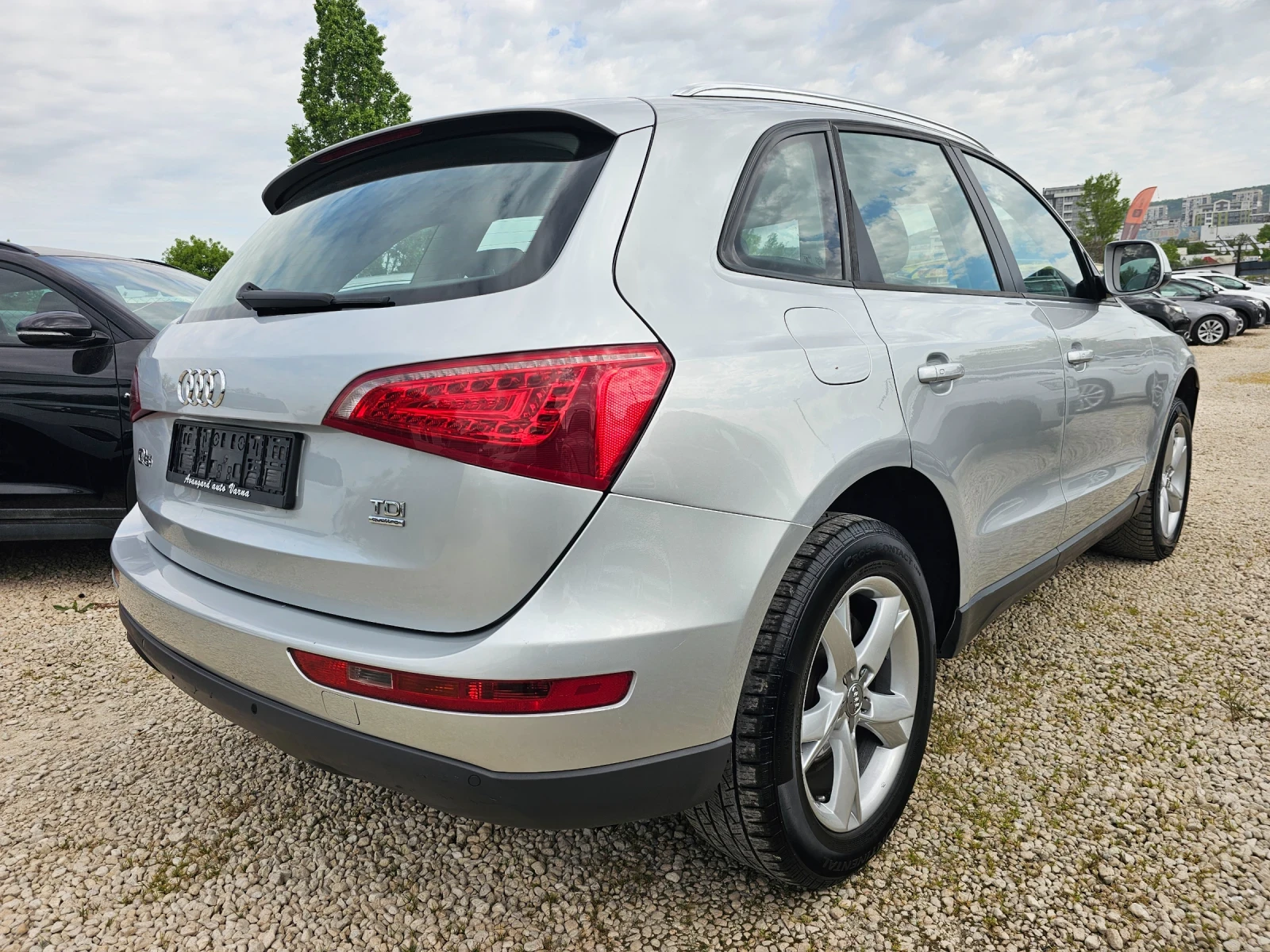 Audi Q5 2.0TDI, 170к.с., снимка 4 - Автомобили и джипове - 54530782