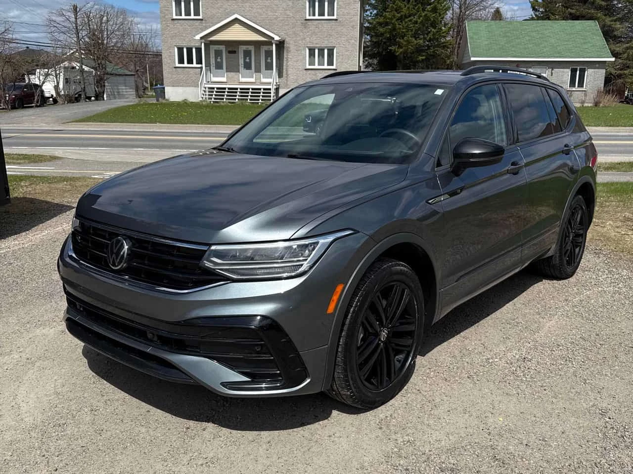 VW Tiguan | R Line | ПОДГРЕВ | ПАНОРАМА | ДВА КЛЮЧА | 