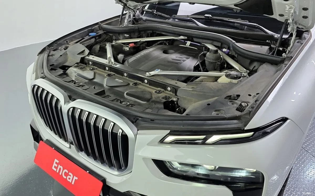 BMW X7 xDrive 40i M Sport, снимка 5 - Автомобили и джипове - 54738859