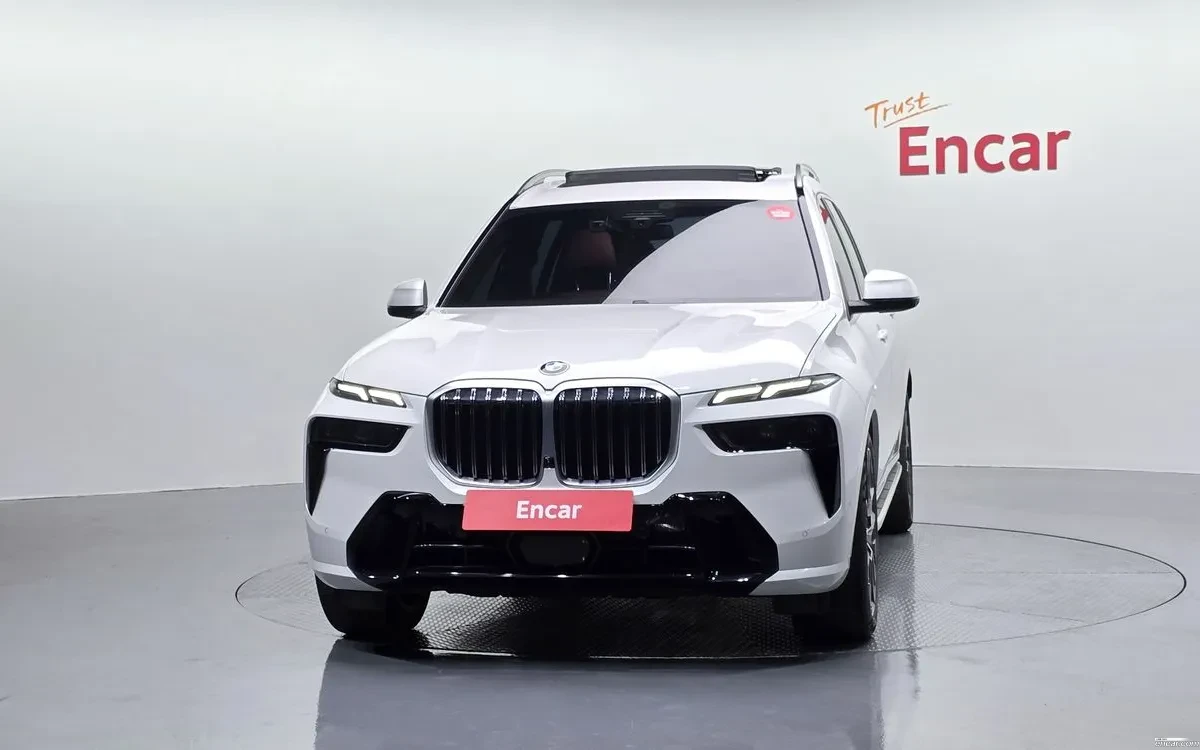 BMW X7 xDrive 40i M Sport, снимка 3 - Автомобили и джипове - 54738859