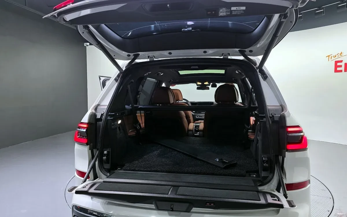 BMW X7 xDrive 40i M Sport, снимка 14 - Автомобили и джипове - 54738859