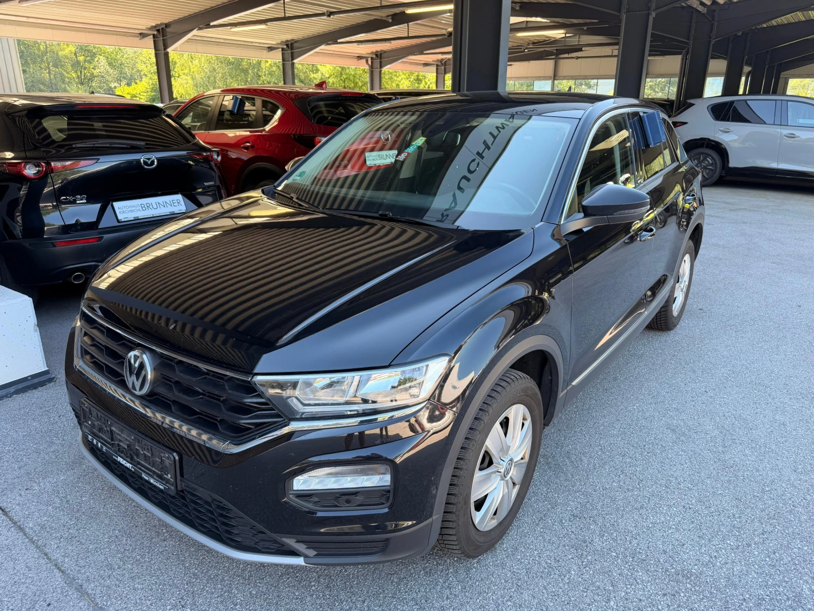 VW T-Roc, снимка 8 - Автомобили и джипове - 55009484