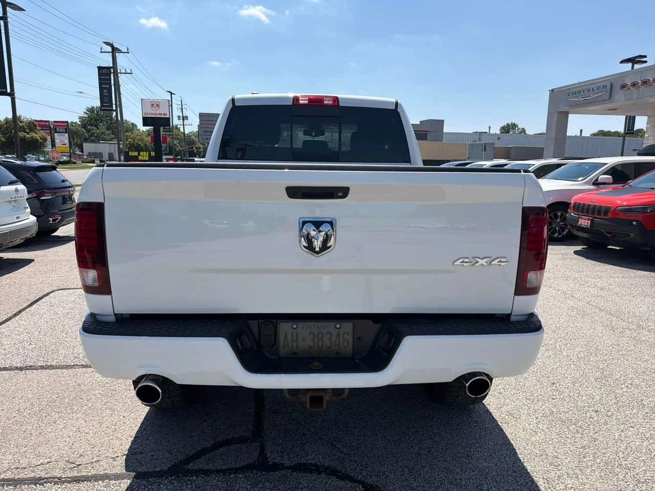 Dodge RAM 1500 * Sport * АВТОКРЕДИТ БЕЗ ПЪРВОНАЧАЛНА ВНОСКА* , снимка 4 - Автомобили и джипове - 55768821