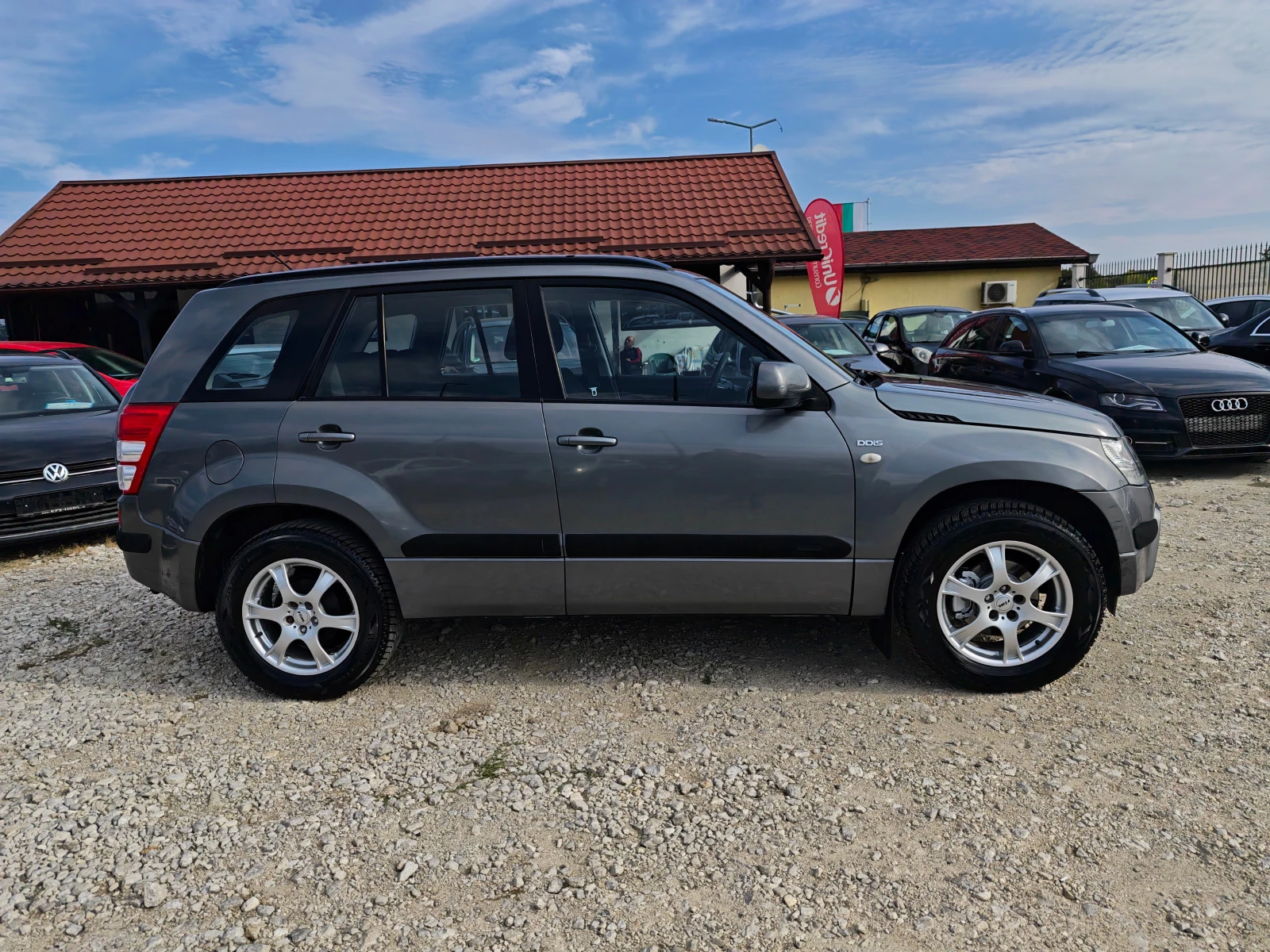 Suzuki Grand vitara 1.9 дизел 4х4, снимка 4 - Автомобили и джипове - 56315263