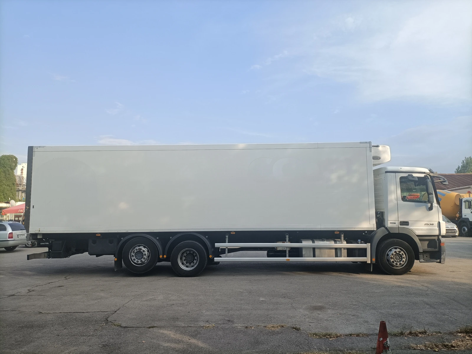 Mercedes-Benz Actros 2536-CARRIER SUPRA 750-9, 50м - изображение 5