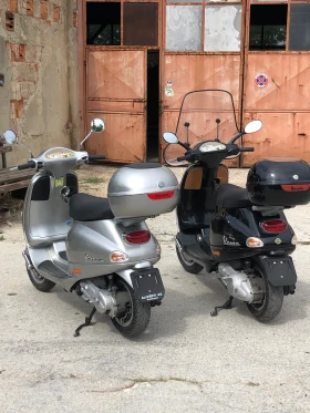     Vespa 125  4