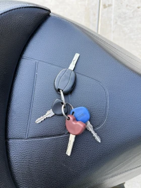 Piaggio Beverly 350i 2013, снимка 10