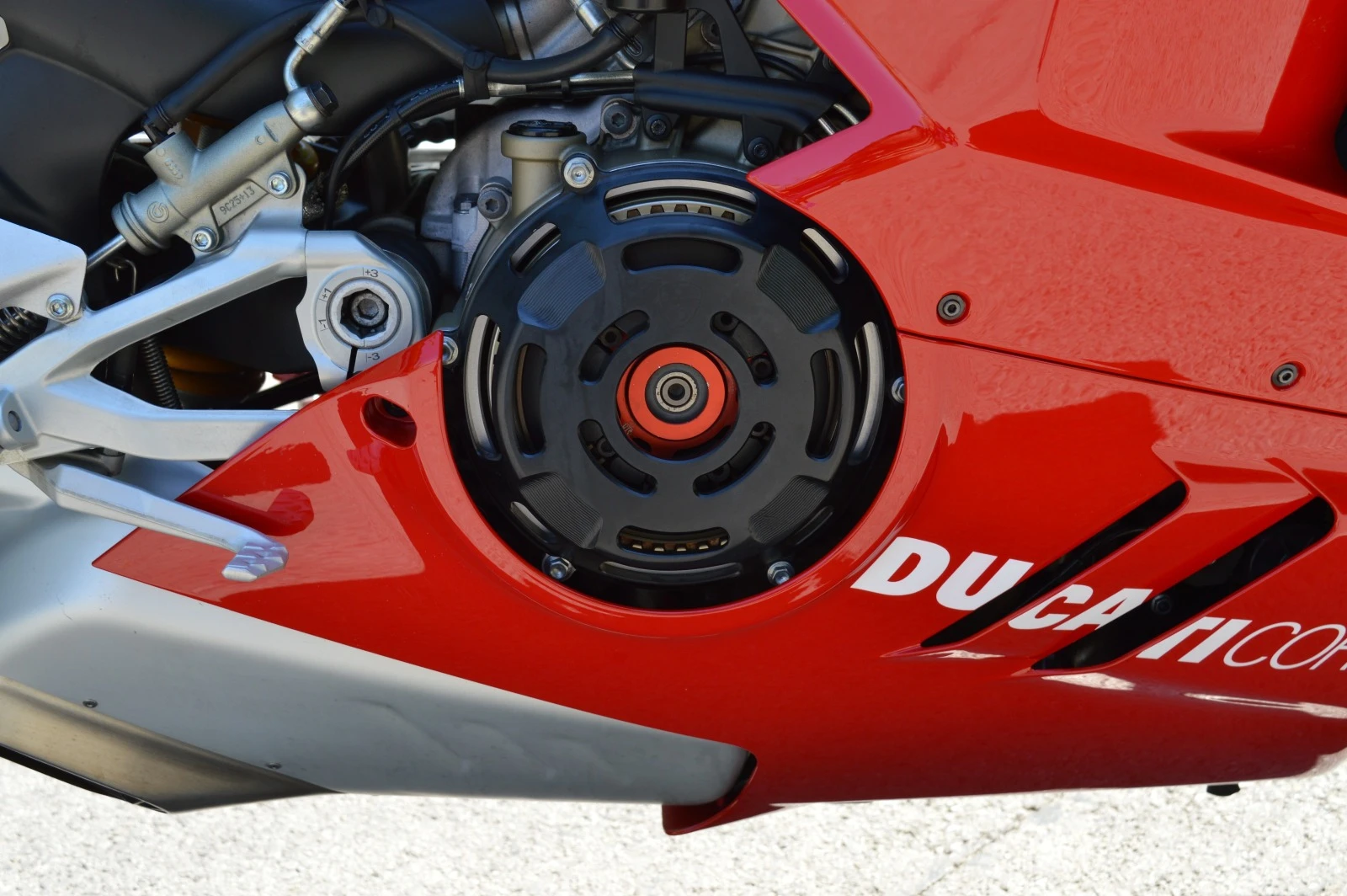 Ducati Panigale V4R | Mobile.bg   11