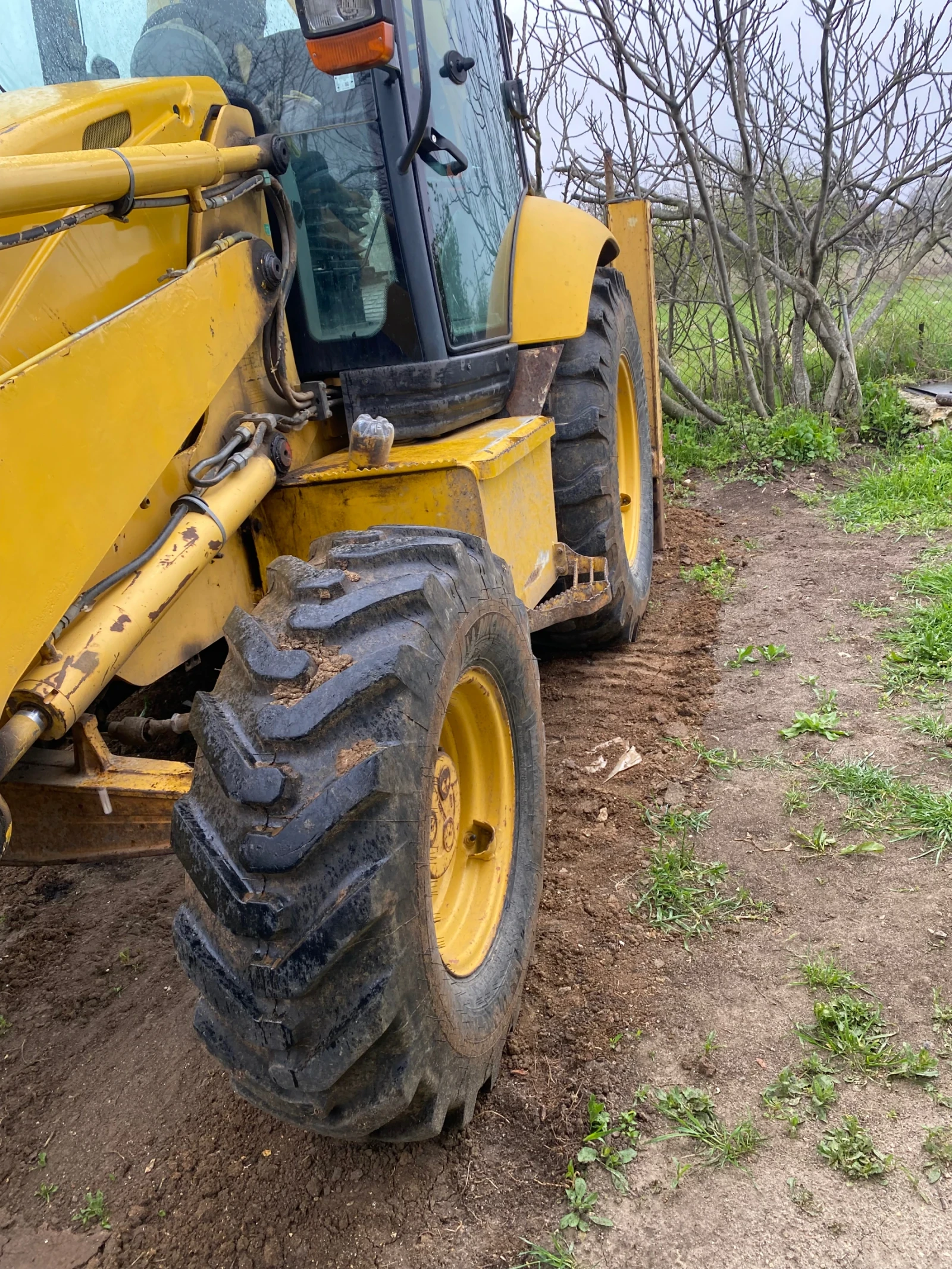 Багер Komatsu Wb97R мотор IVECO, снимка 11 - Индустриална техника - 54270351