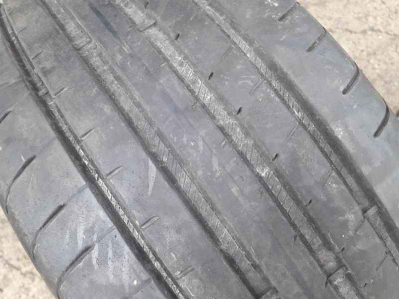 Гуми Летни 245/45R18, снимка 4 - Гуми и джанти - 25405764