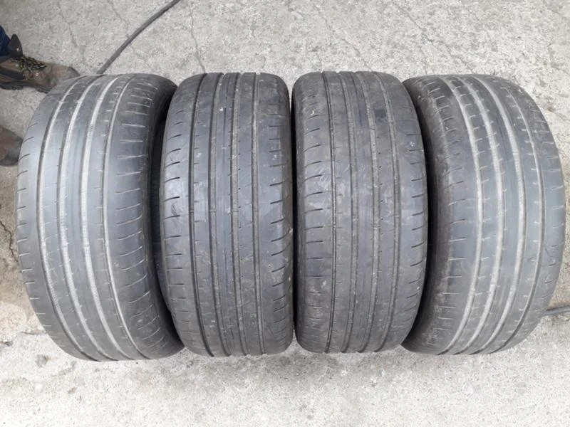 Гуми Летни 245/45R18, снимка 2 - Гуми и джанти - 25405764