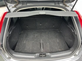 Volvo V40 Cross Country, снимка 8