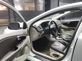 Volvo V40, снимка 10
