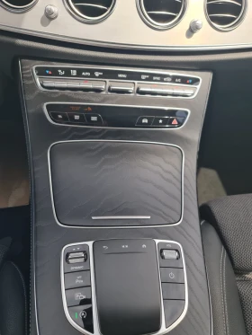 Mercedes-Benz E 200 D, снимка 17