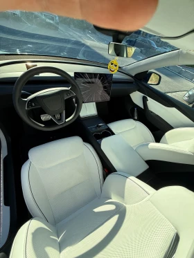 Tesla Model Y JUNIPER/PERFORMANCE/БЯЛ САЛОН, снимка 13