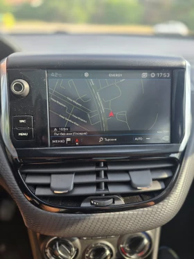 Обява за продажба на Peugeot 2008 1.2 Pure Tech Allure, 110 h.p, Панорама 63500 km ~18 500 лв. - изображение 11