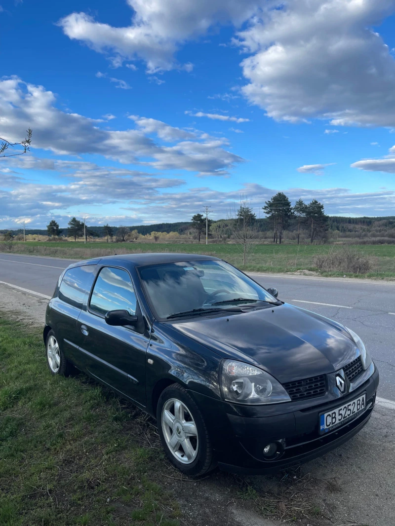 Renault Clio, снимка 1 - Автомобили и джипове - 47212371