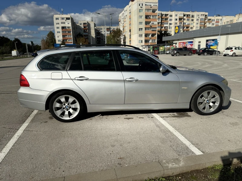 BMW 325 Xi Автомат/Кожа/Подгрев/Нави, снимка 7 - Автомобили и джипове - 48087299