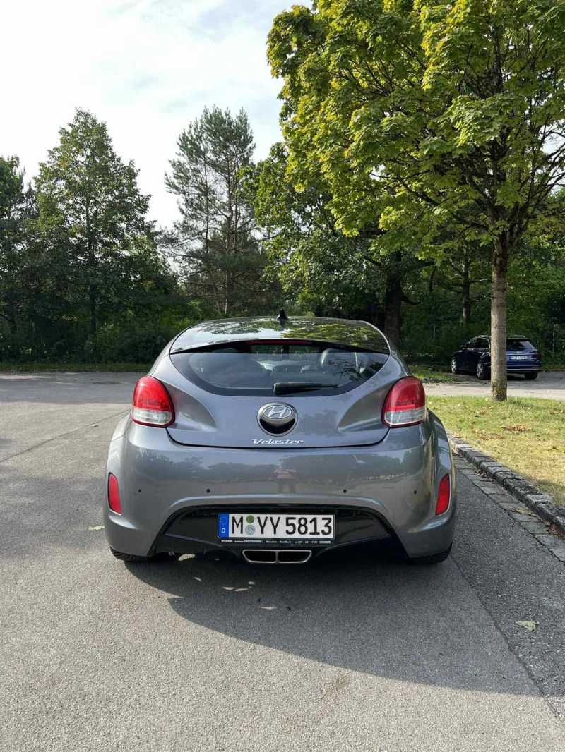 Hyundai Veloster , снимка 4 - Автомобили и джипове - 49379037