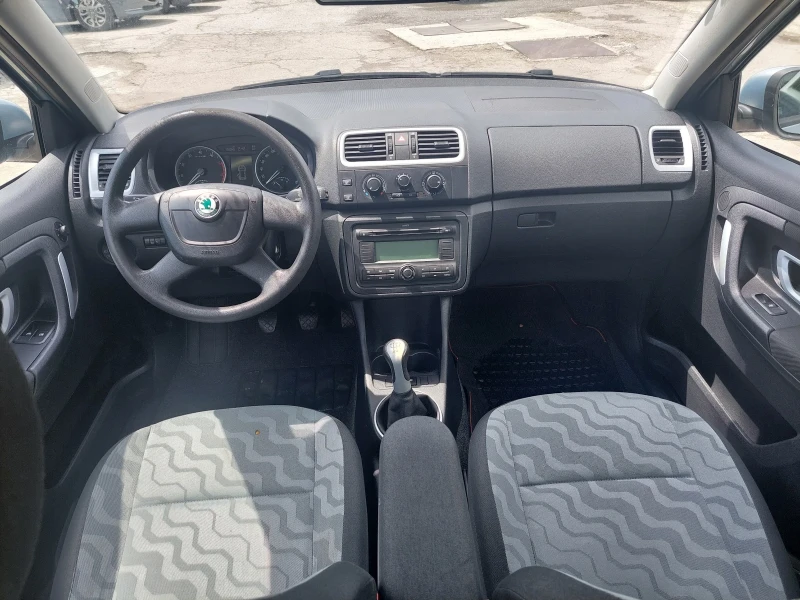 Skoda Fabia 1.4i 86ps, снимка 5 - Автомобили и джипове - 52302244