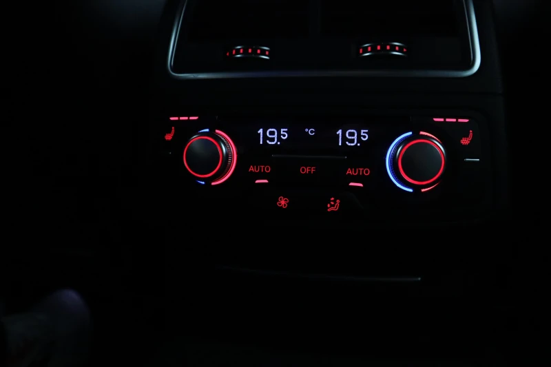 Audi A7 3.0BiTdi/S-line/QUATTRO/Matrix, снимка 13 - Автомобили и джипове - 51921329