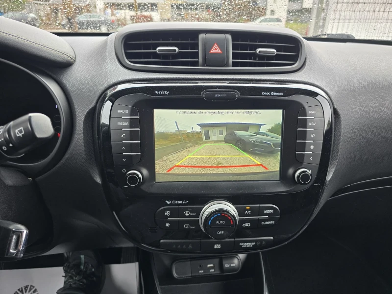 Kia Soul 1.6 CRDI AUTOMAT EURO6, снимка 15 - Автомобили и джипове - 51931925
