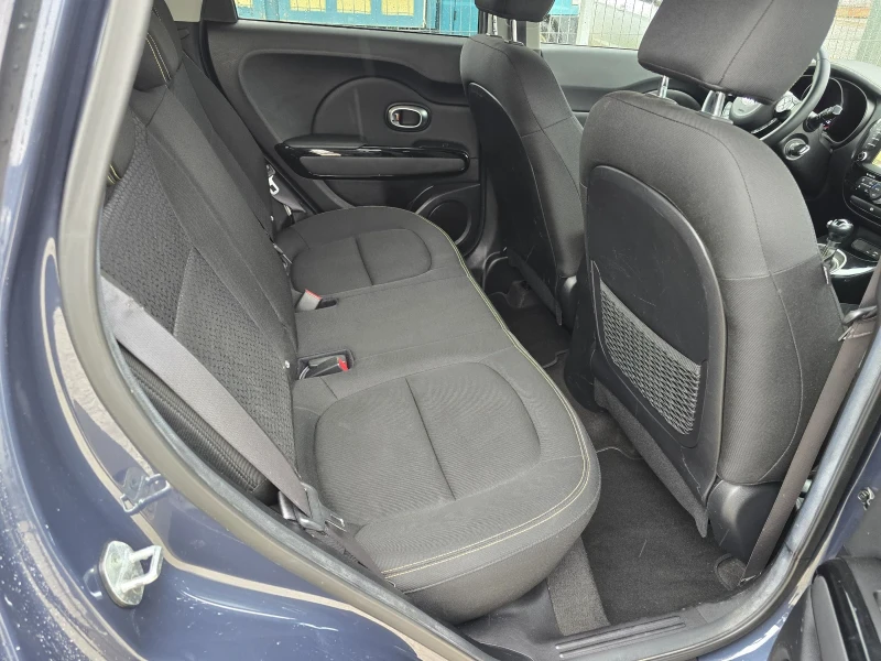 Kia Soul 1.6 CRDI AUTOMAT EURO6, снимка 14 - Автомобили и джипове - 51931925