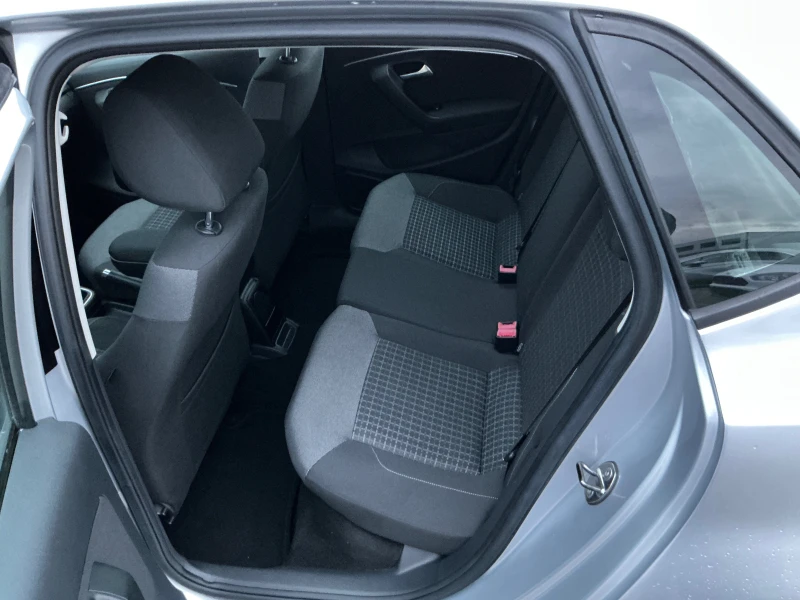 VW Polo 1.4 TDI, снимка 15 - Автомобили и джипове - 52553102