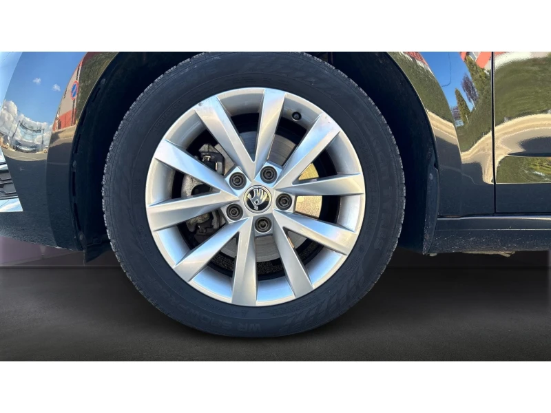 Skoda Octavia 2.0 TDi  DSG, Месечна вноска от 560 лв., снимка 16 - Автомобили и джипове - 52829581