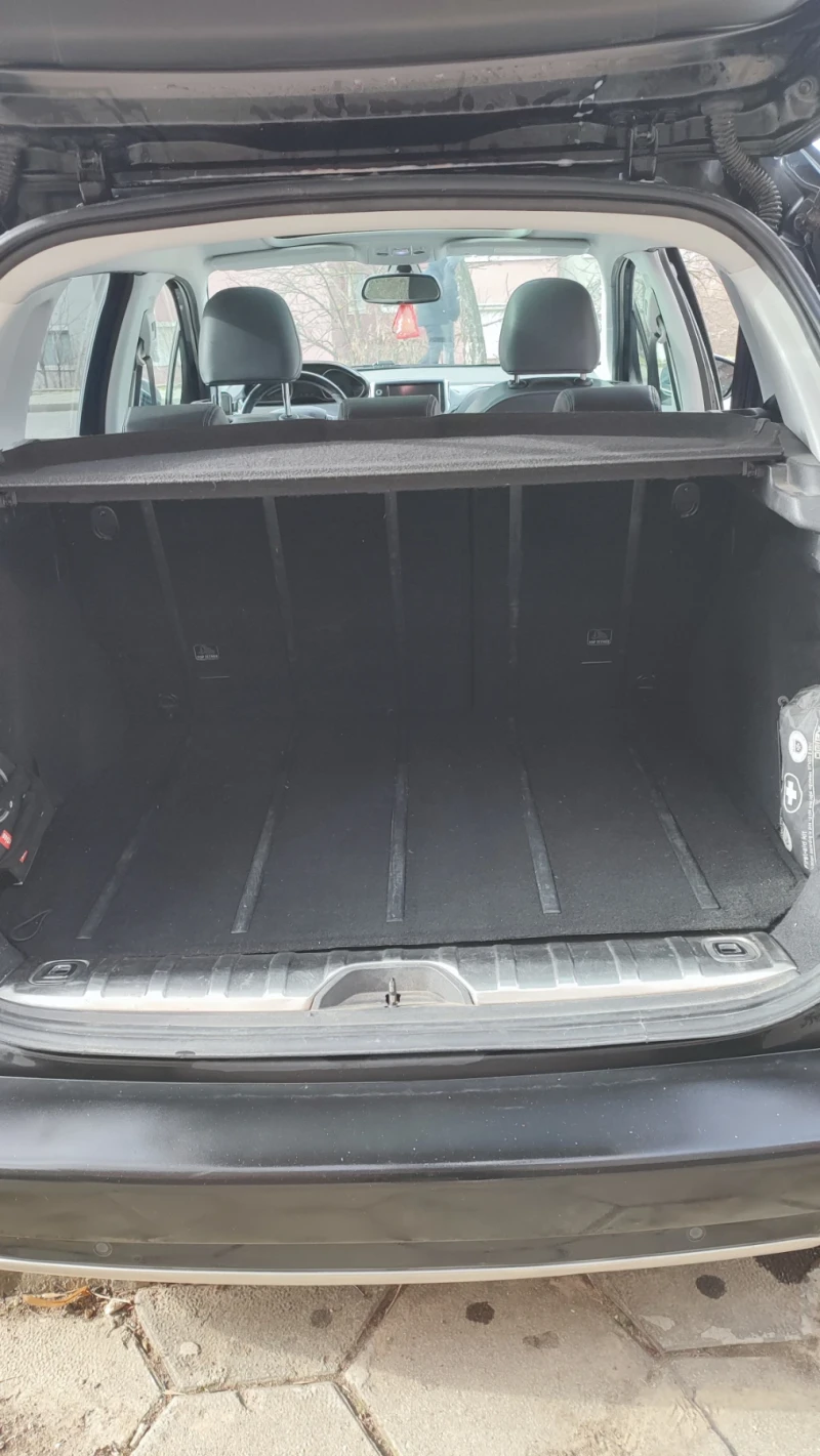 Peugeot 2008 1.6, снимка 5 - Автомобили и джипове - 53191874