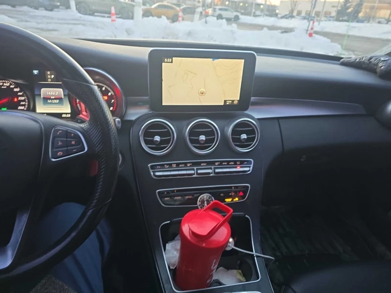 Mercedes-Benz C 300 * CARFAX * БЕЗ ПЪРВОНАЧАЛНА ВНОСКА, снимка 9 - Автомобили и джипове - 53376794