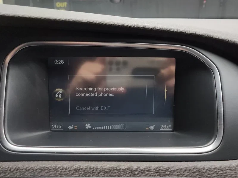 Volvo V40, снимка 15 - Автомобили и джипове - 54326567