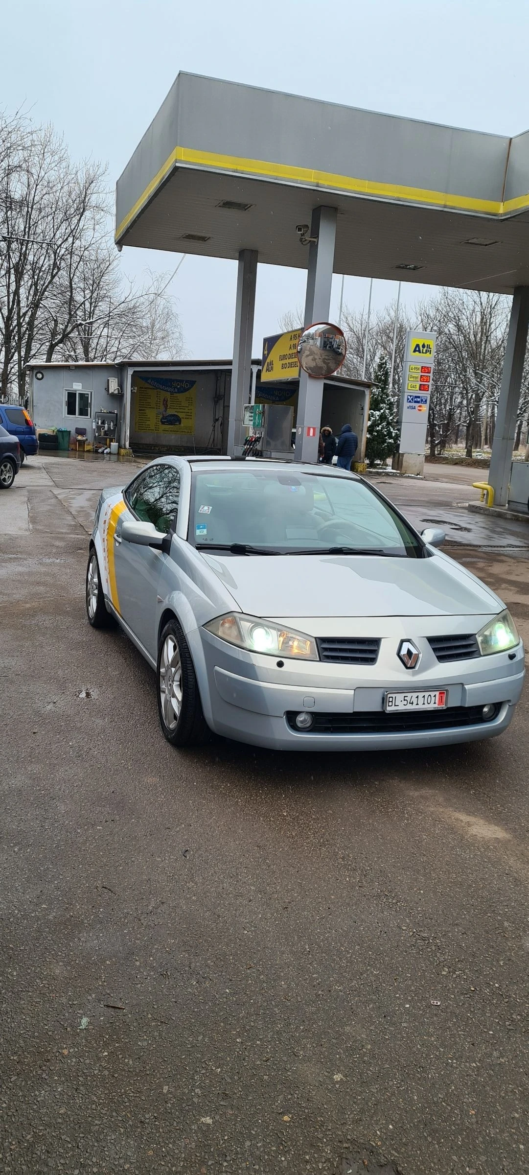 Renault Megane 2.0i cc - изображение 3