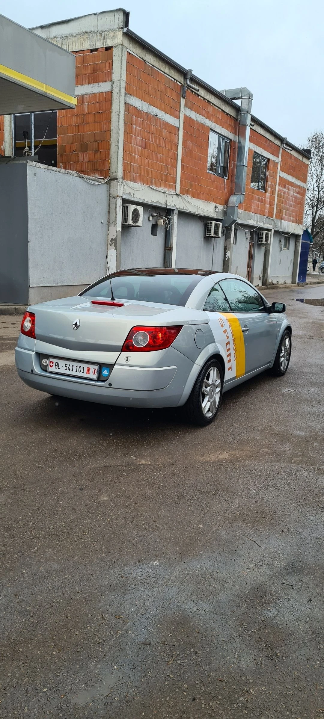 Renault Megane 2.0i cc - изображение 5