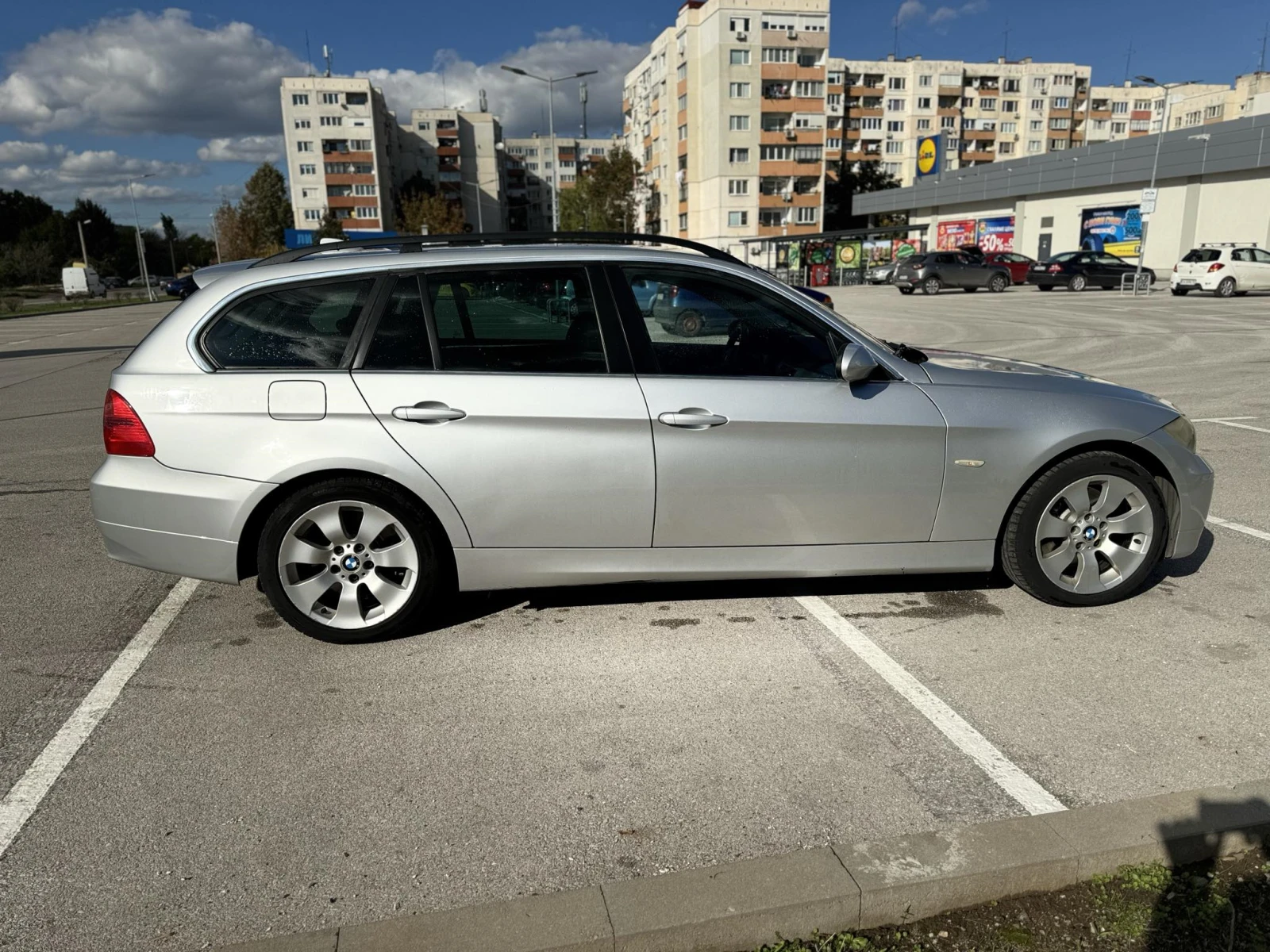 BMW 325 Xi Автомат/Кожа/Подгрев/Нави - изображение 7