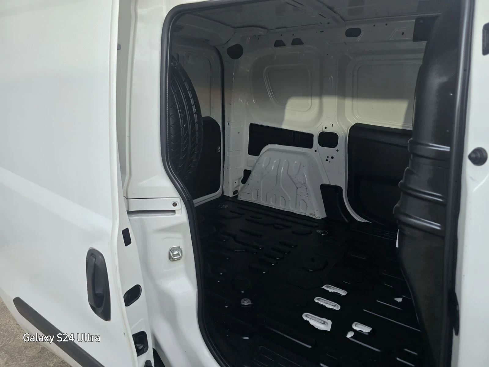 Fiat Doblo 1.4i  МЕТАН | Mobile.bg — изображение 11
