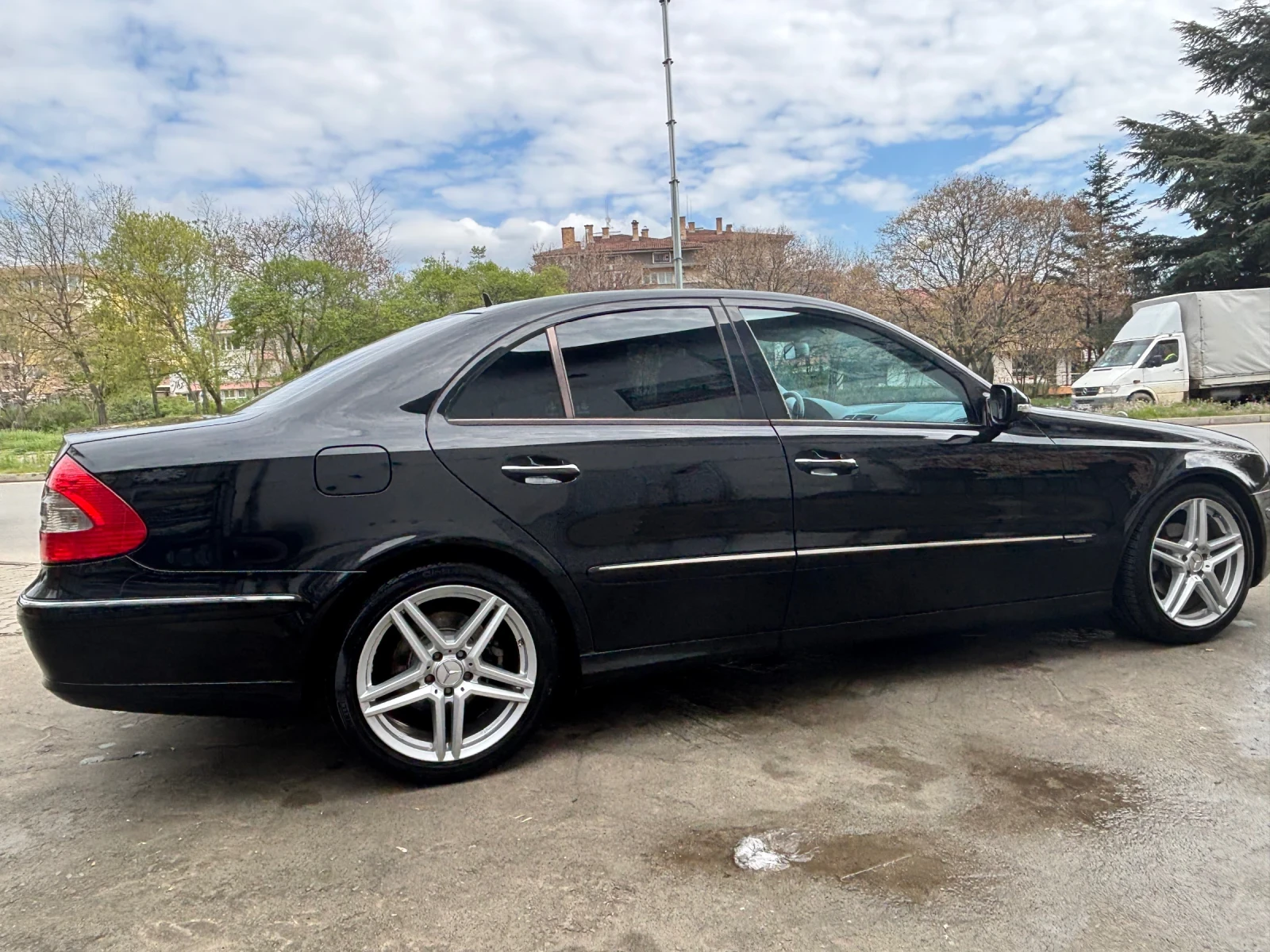 Mercedes-Benz E 280 CDI - изображение 7